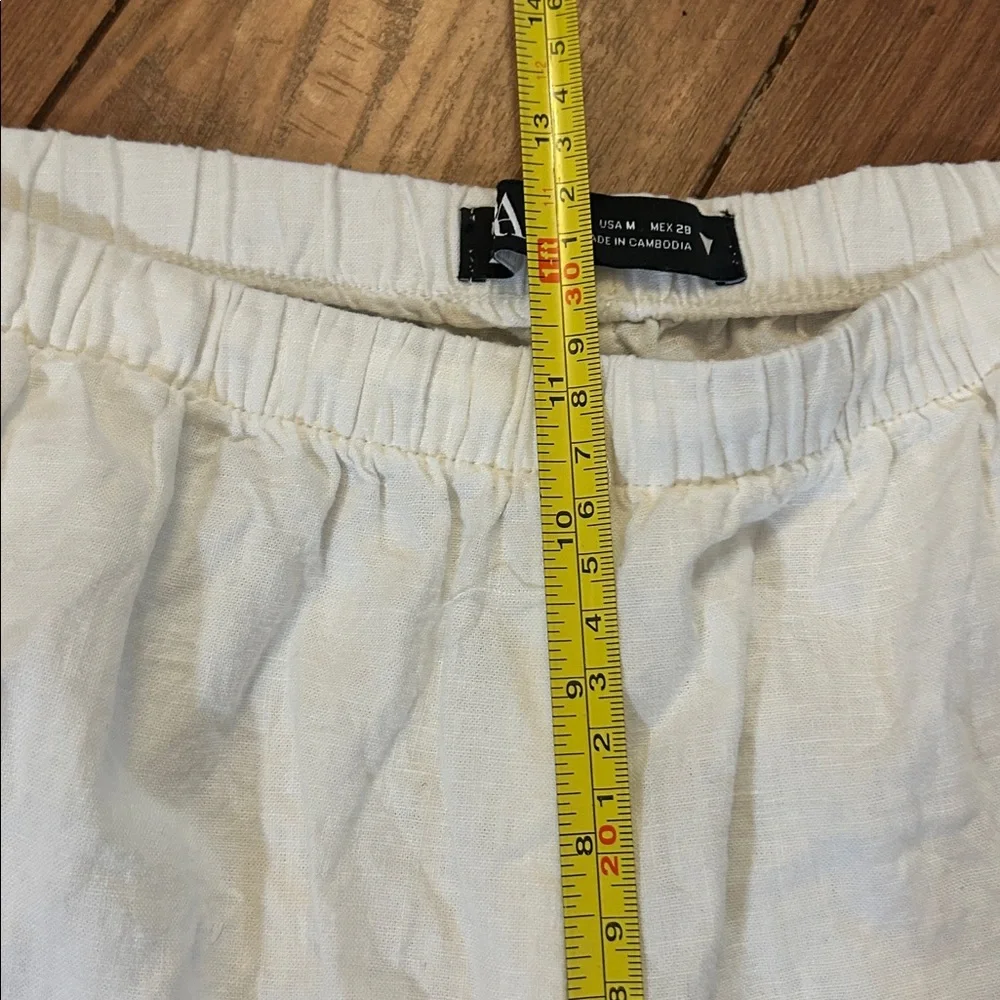 Zara women’s white linen pants